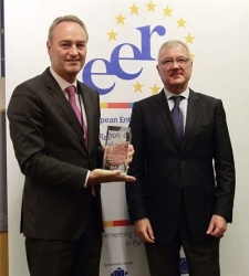La Comunidad Valenciana recibe el premio ‘Región Emprendedora Europea’ 2015