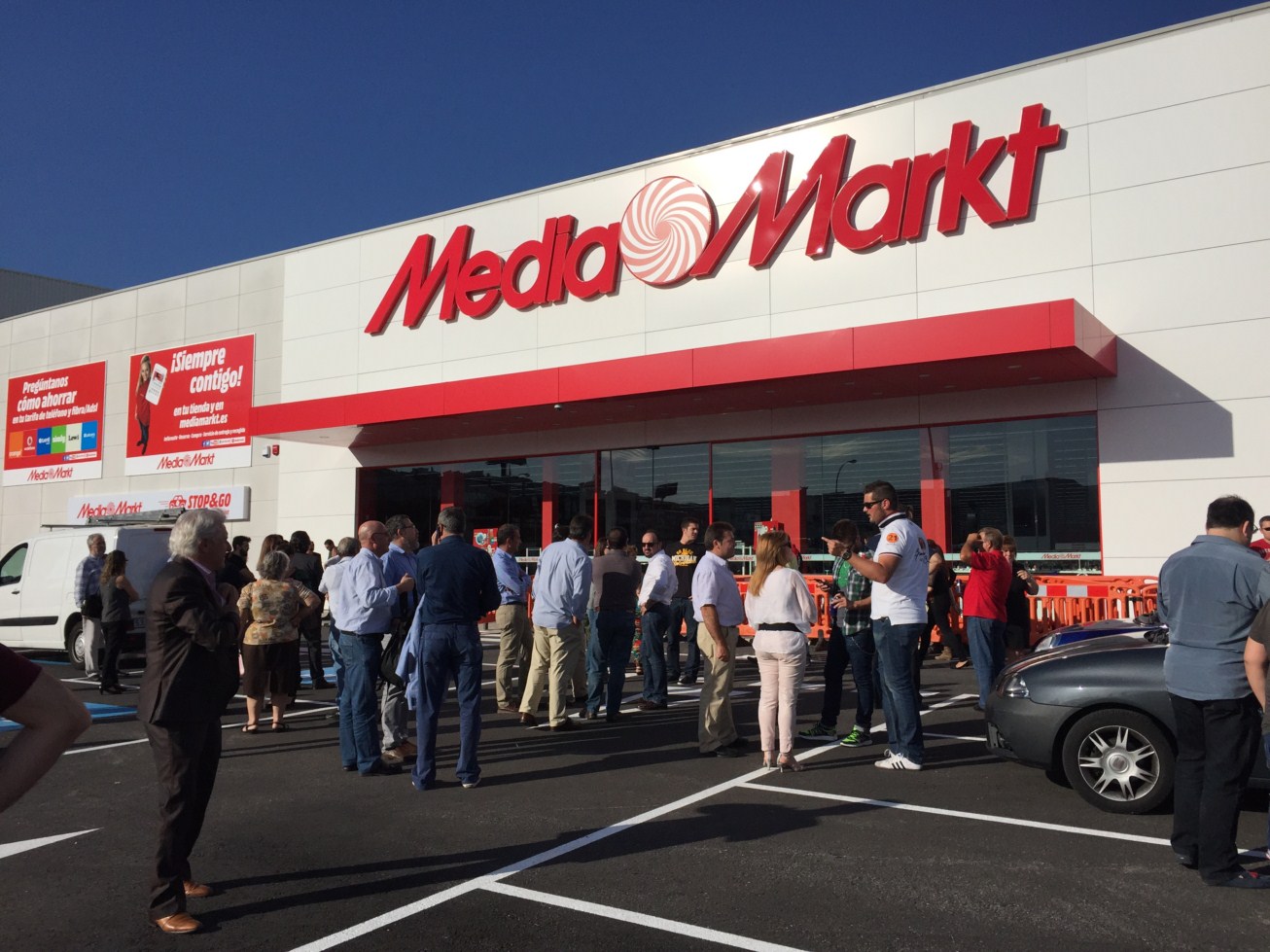 Inurban construye la nueva tienda de Media Markt en Finestrat (Alicante)